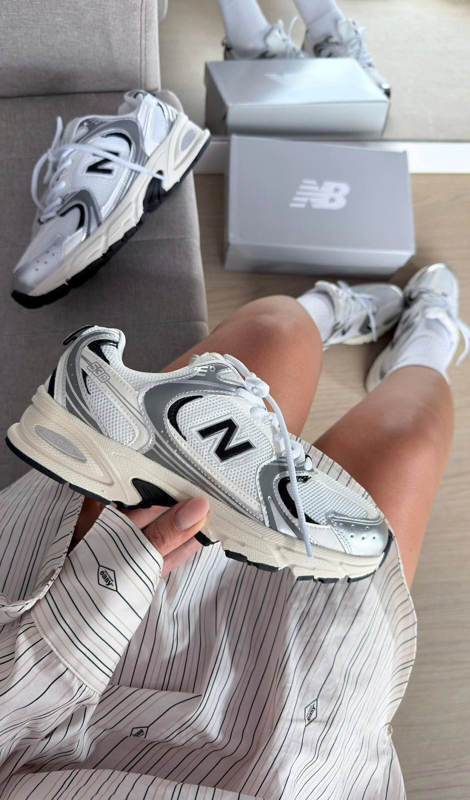 NB 530 -Branco preto prata